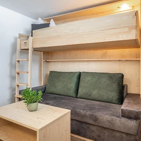 Haus Gstrein בית הארחה 3*