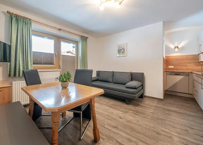 Πανσιόν Haus Gstrein