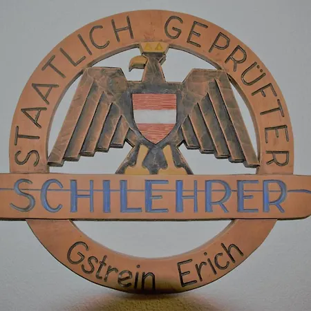 Gasthof Haus Gstrein 3*